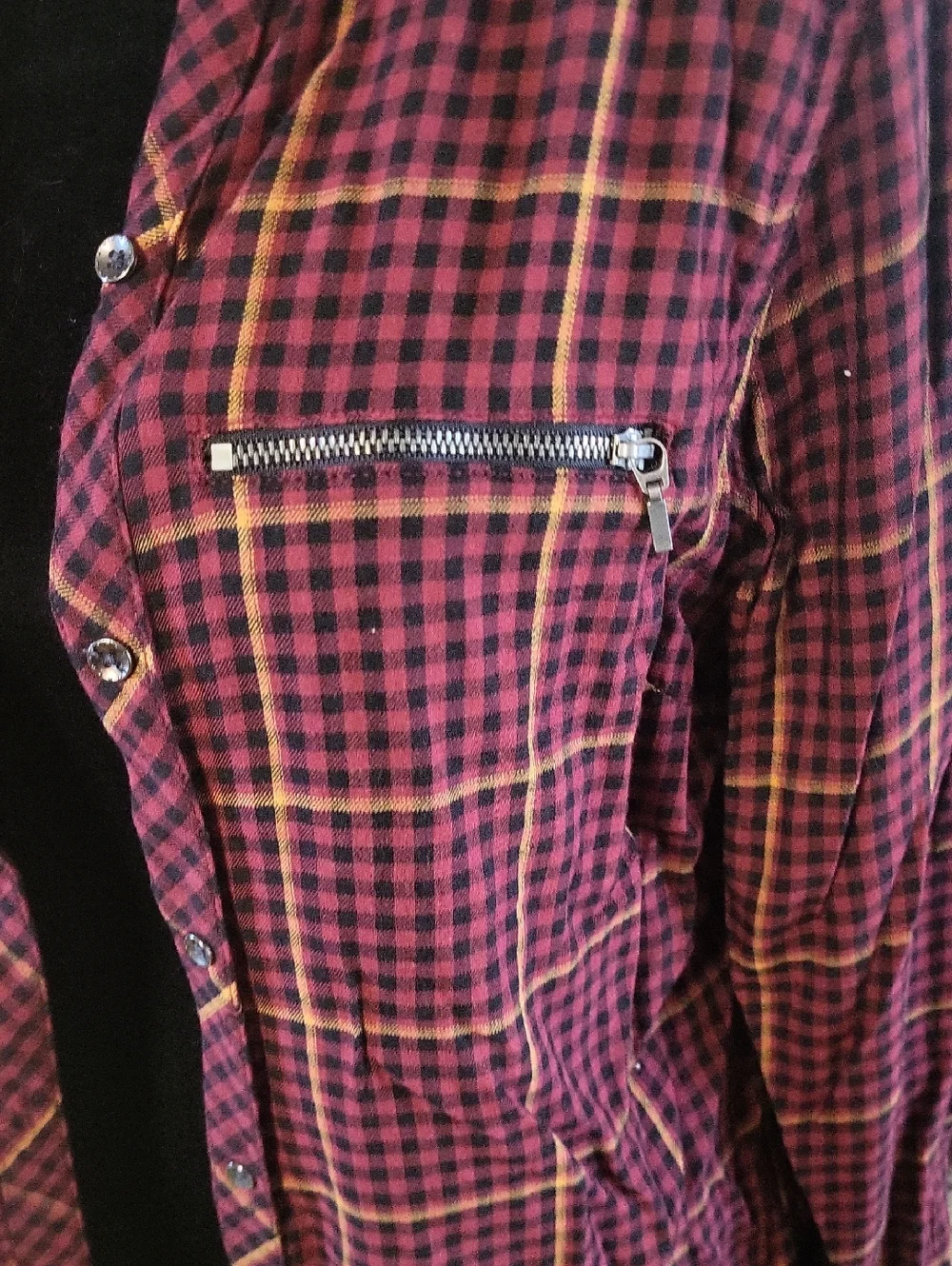 Flannel - Picture 2 of 4